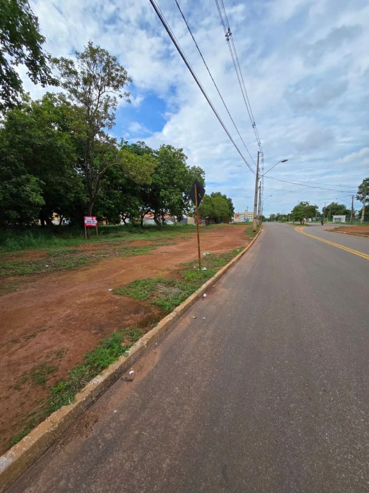 Vende-se Lote HM na quadra 308 sul