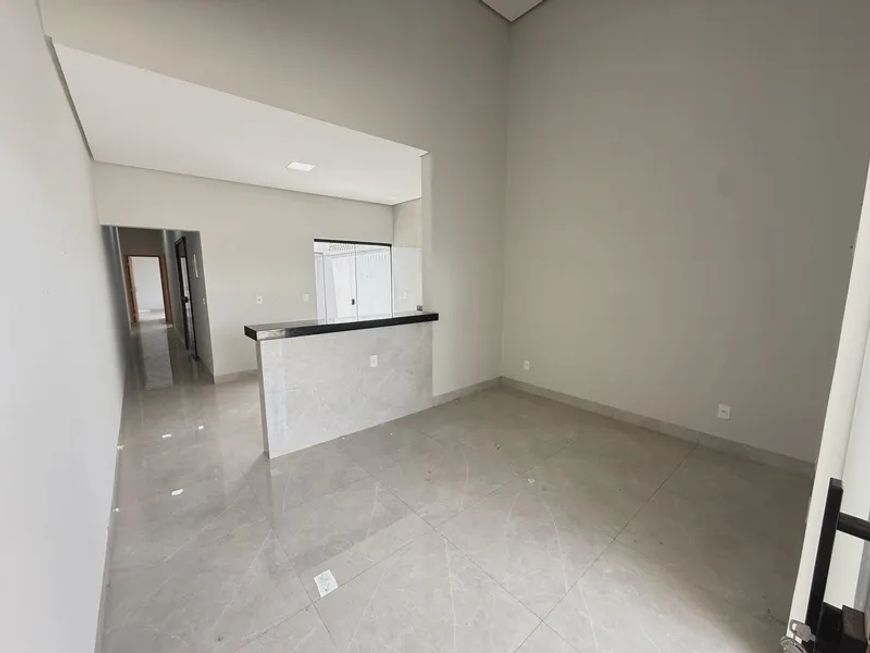 Casa de 3 Quartos sendo 1 Suíte na 1404 Sul