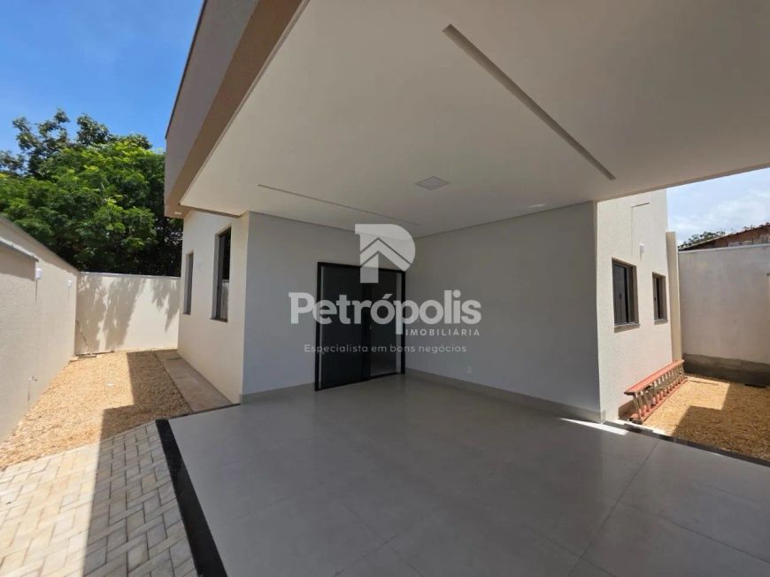 Casa nova 03 Quartos sendo 01 Suíte - Plano Diretor Sul