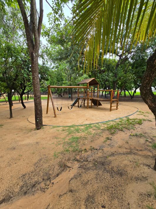 Vende-se Lote no Condominio Mirante do Lago - Palmas - TO