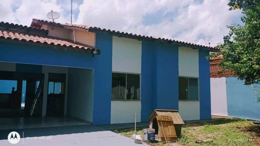 CASA COM 03 QUARTOS SENTO 01 SUÍTE NO SANTA FÉ