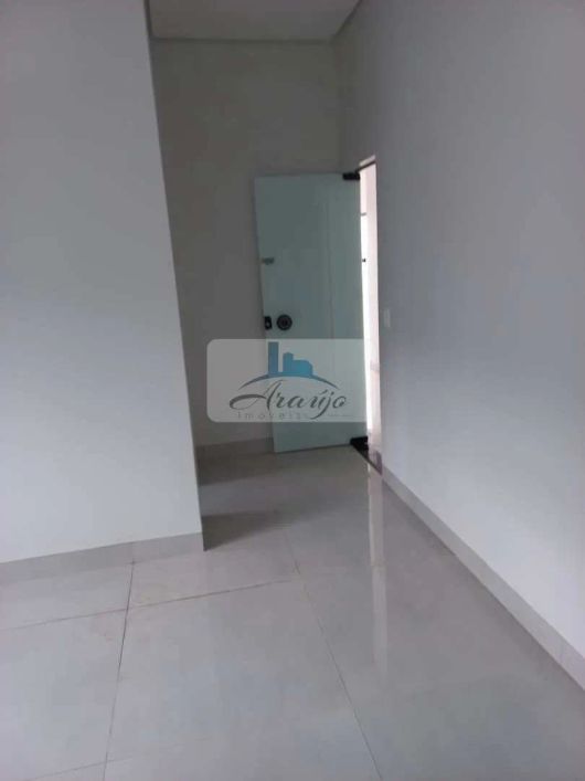 Casa com 3 dorms, Plano Diretor Sul, Palmas - R$ 440 mil, Cod: 2148