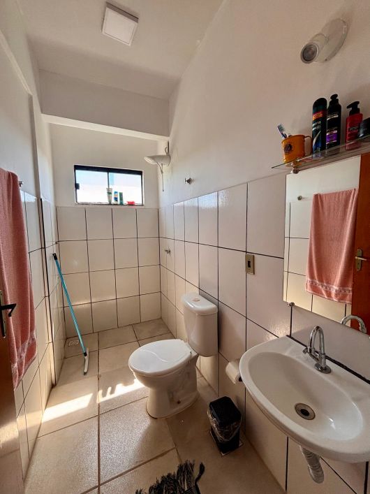 APARTAMENTO A VENDA COM 2/4 NA QUADRA 1304 SUL