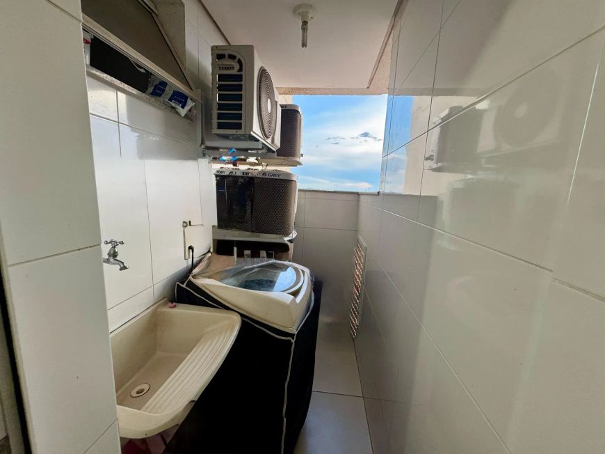 Apartamento de 2 Quartos sendo 1 Suíte na 405 Sul
