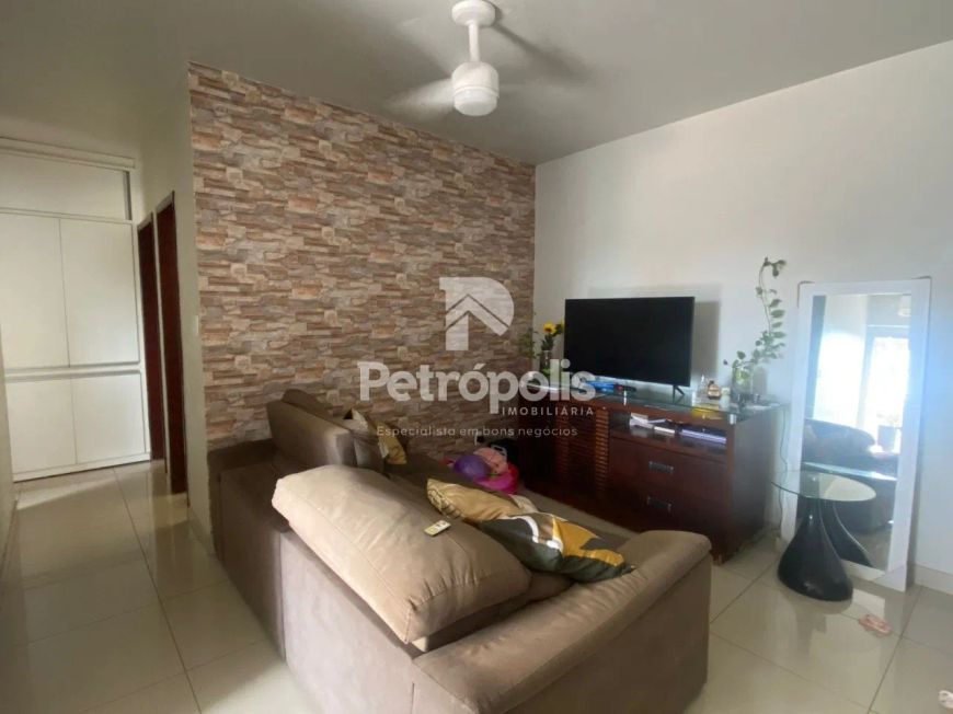 Apartamento com 3 quartos sendo 1 suíte na 208 Sul com 84m² a venda por R$ 350.000,00 - Plano Direto