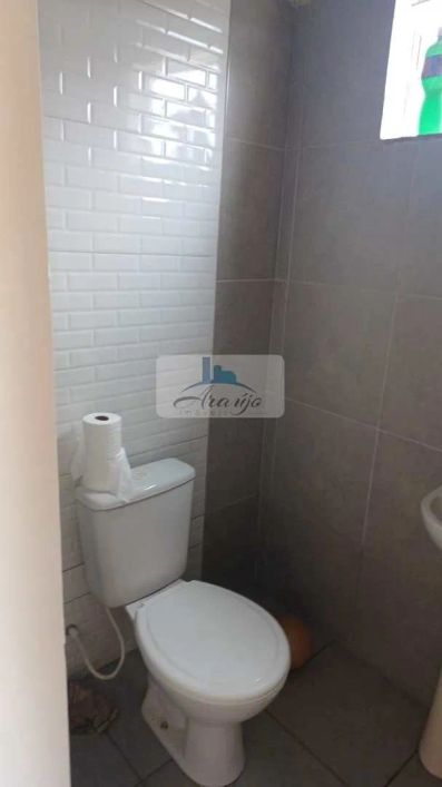 Casa com 4 quartos, Plano Diretor Sul, Palmas - R$ 420 mil, Cod: 2354