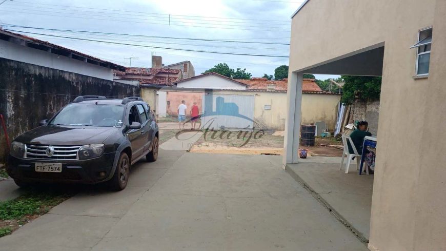 Casa com 4 quartos, Plano Diretor Sul, Palmas - R$ 420 mil, Cod: 2354