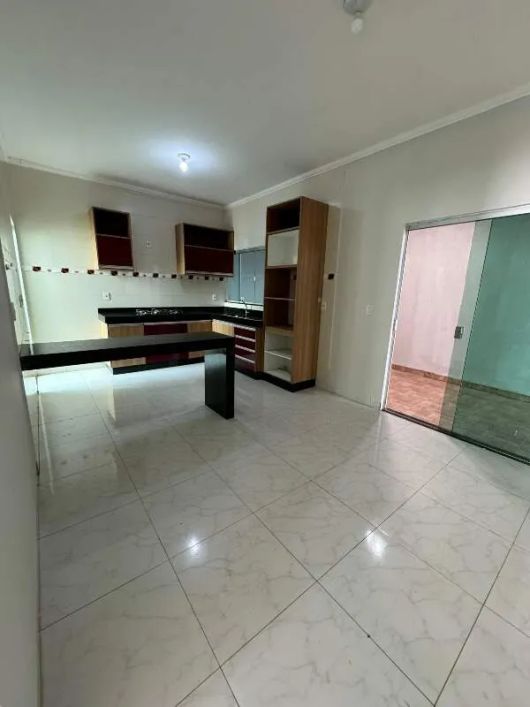 CASA A VENDA 606 NORTE