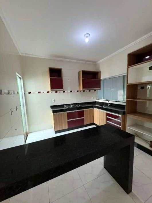CASA A VENDA 606 NORTE