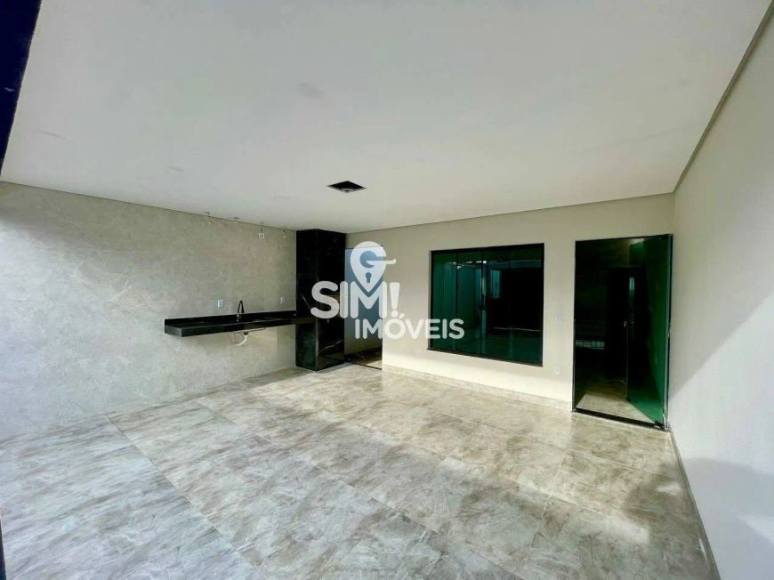 CASA NA LAJE COM 3 QUARTOS SENDO 1 SUÍTE - SETOR BERTAVILLE