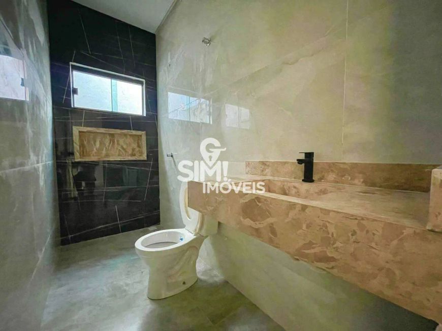 CASA NA LAJE COM 3 QUARTOS SENDO 1 SUÍTE - SETOR BERTAVILLE
