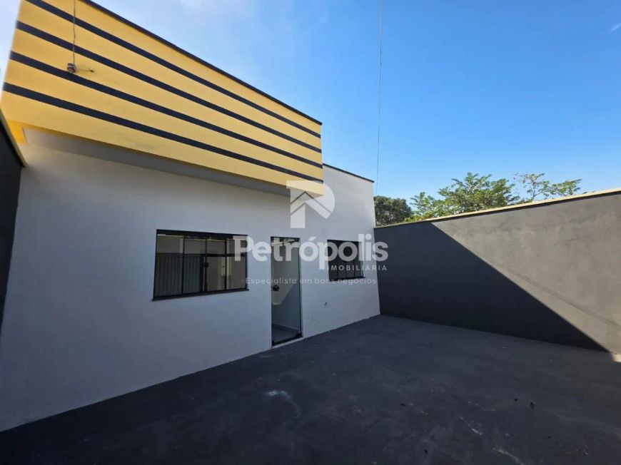 Saia do Aluguel! Casa com 3 Quartos, sendo uma suíte na 405 Norte - com 72 m² a venda por R$ 350.000