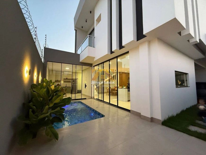 Sobrado Alto Padrão 4/4, sendo 3 suítes, 210 m² - 505 sul (ARSO 52) - Palmas/TO.