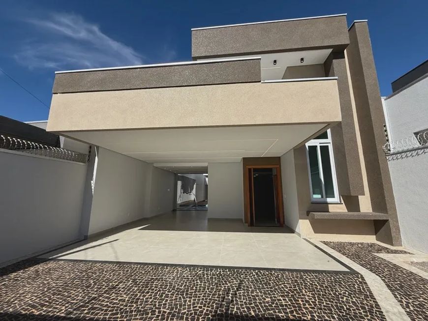 Casa com 3 Suítes + Escritório para venda na 405 Sul