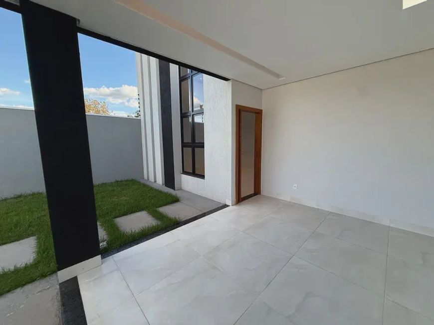 Casa para venda com 3 Quartos sendo 1 Suíte na 1205 Sul
