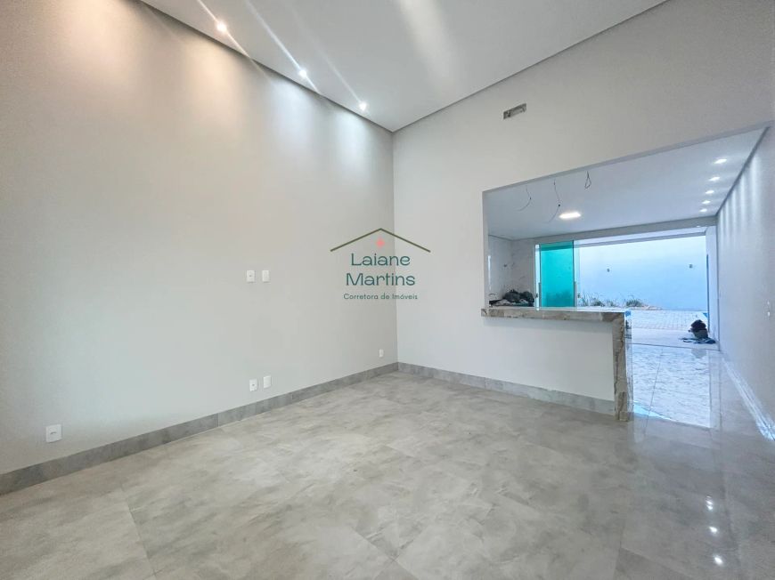 Casa à venda na 1104 sul - 3 quartos (2 suítes) - 360 m² de lote - 2 vagas - churrasqueira e piscina