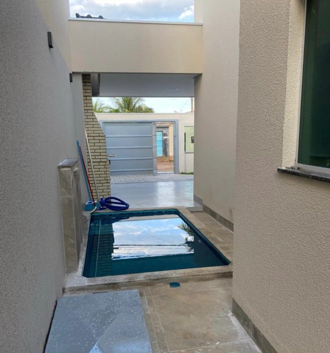 706 SUL ARSE 72, próximo super DUDA Casa 3/4 sendo 1 suite, sala c pé direito duplo