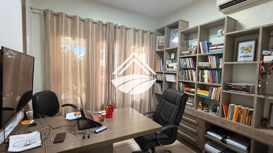 Casa para Venda em Palmas, Plano Diretor Sul, 3 dormitórios, 3 suítes, 5 banheiros, 3 vagas