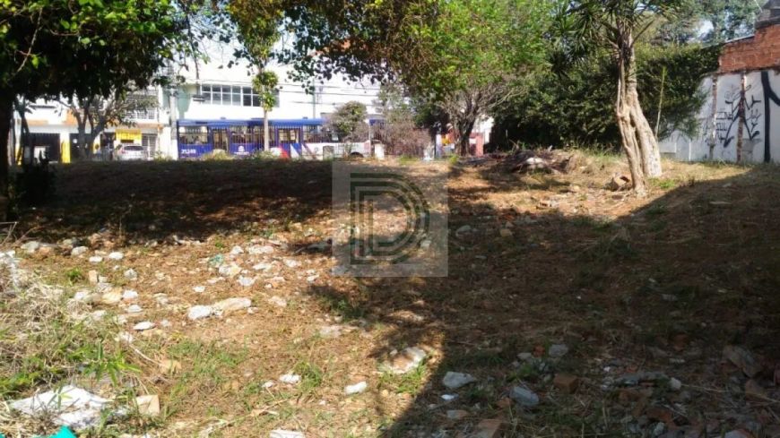 ALTO DA LAPA - TERRENO COM 710 METROS, PLANO - ZONEAMENTO Z-COR 2 - COMERCIAL
