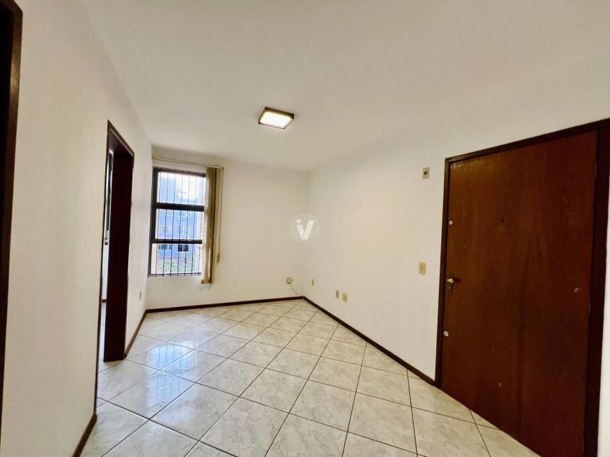 Apartamento térreo 1 dormitório com garagem CENTRAL