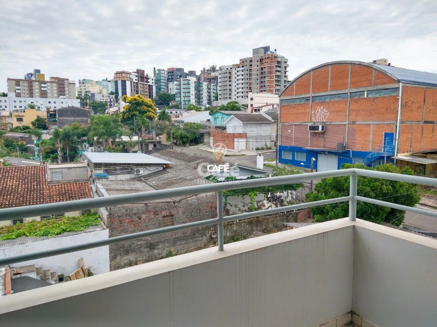Apartamento 2 dormitórios, sendo um suíte, sacada com churrasqueira, Bairro noss