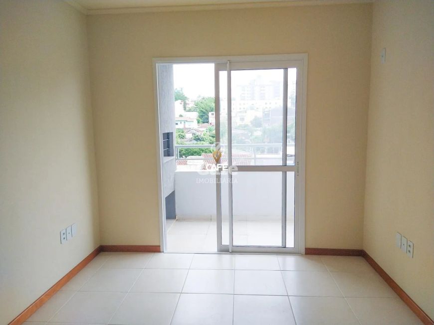 Apartamento 2 dormitórios, sendo um suíte, sacada com churrasqueira, Bairro noss
