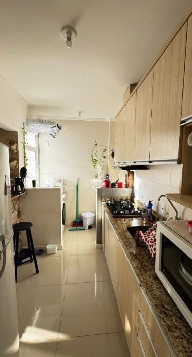 Apartamento, 2 Dormitórios, 1 Suíte, 2 Banheiros, 1 Vaga, Camobi