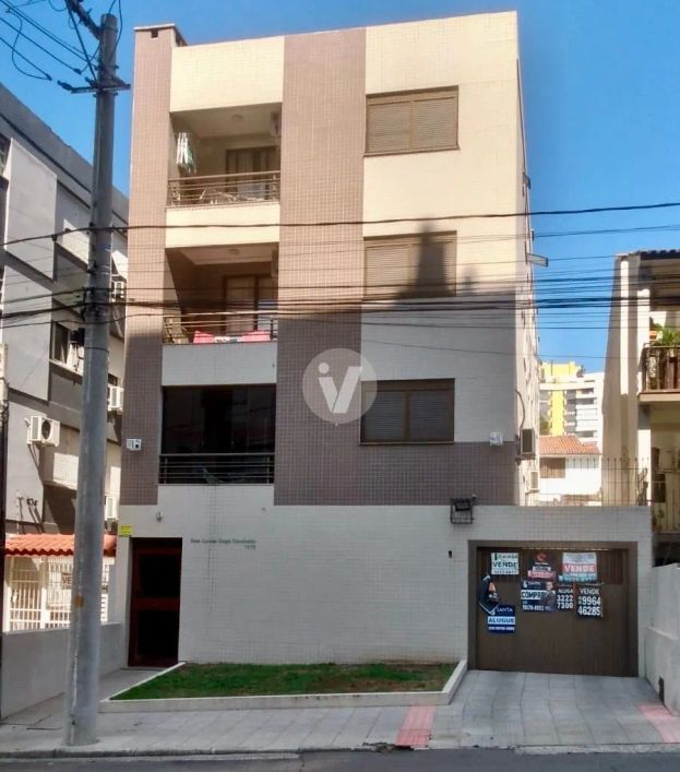 Apartamento de 2 dormitórios, sacada e churrasqueira próximo aos Bombeiros