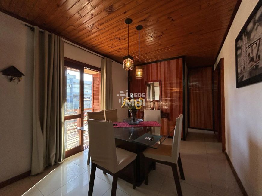 2 apartamentos com garagem fechada, no Novo Horizonte