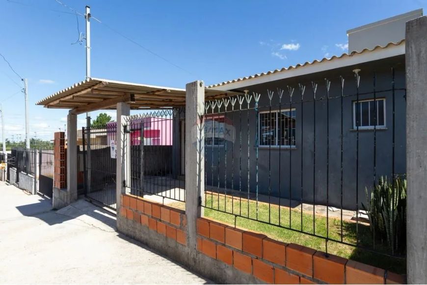 CASA NO RESIDENCIAL GALÁPAGOS - UM (1) QUARTO / UM(1) DORMITÓRIO - UMA SUÍTE - 1 BANHEIRO - 1 VAGA D