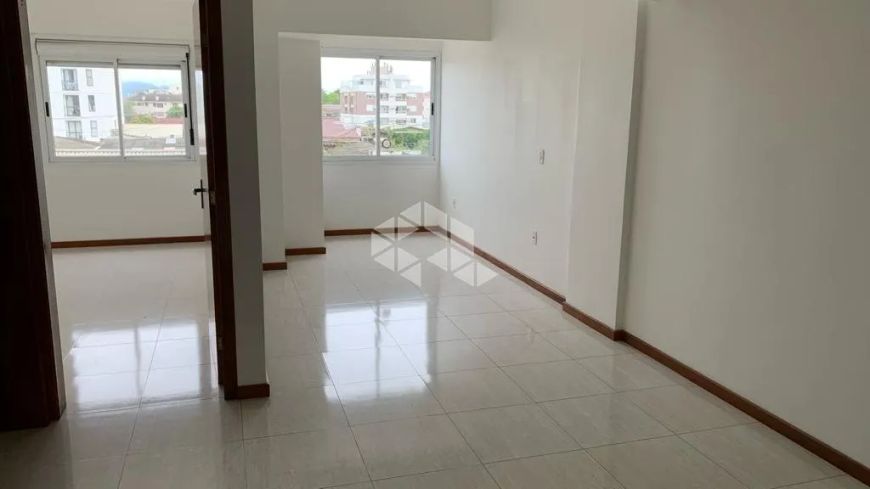 Apartamento de 1 quarto com 1 vaga tendo 50,00m2 á venda por R$ 230.000 em Camobi Santa Maria