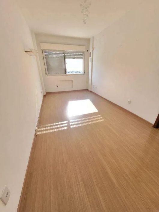 Lindo apartamento de 2 dormitórios no bairro Menino Jesus