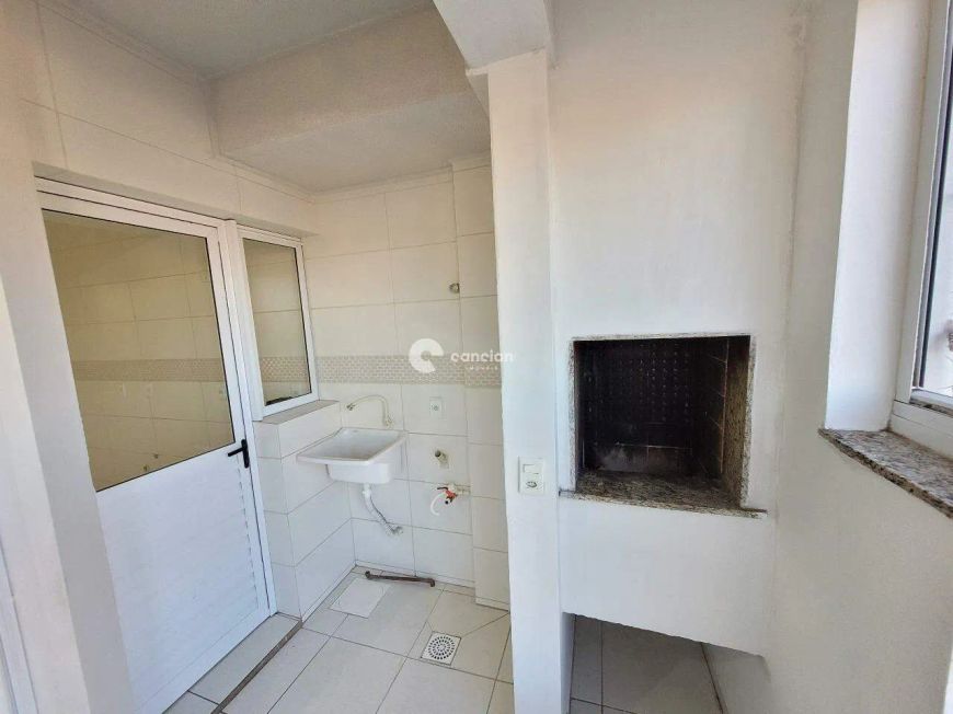 Apartamento com dois dormitórios próximo ao Centro de Santa Maria