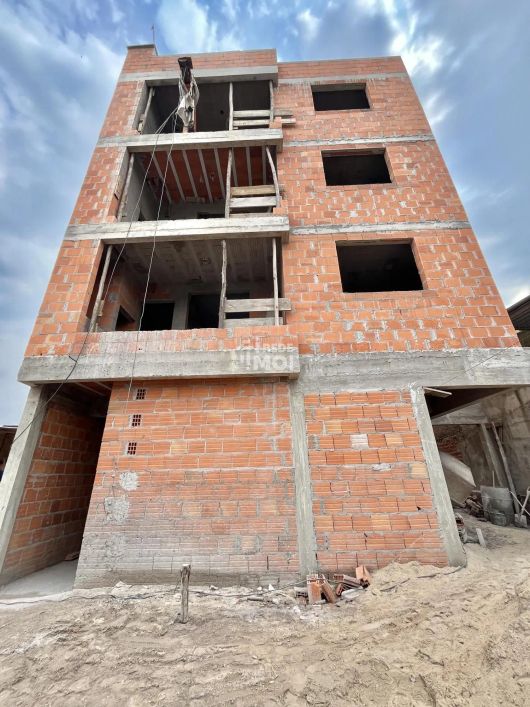 Apartamento 2 dorm, suite, sacada e garagem no Residencial Sybilla Luiza