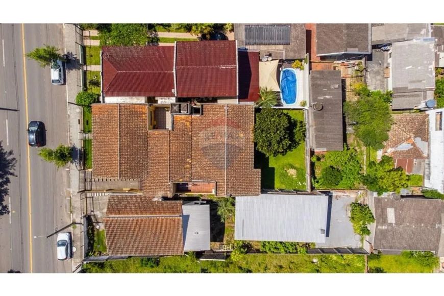 Casa dos Seus Sonhos ou Negócio de Sucesso: Versatilidade em 373m² próximo ao Mallet, por apenas R$