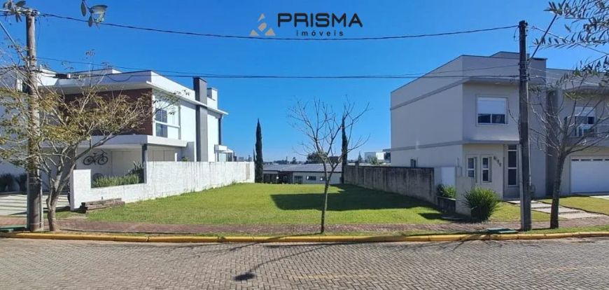 Belo terreno no Condomínio Parque das Oliveiras