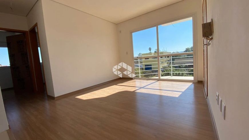 Apartamento com 02 dormitórios e vaga de garagem à venda, no bairro Pinheiro Machado em Santa Maria.