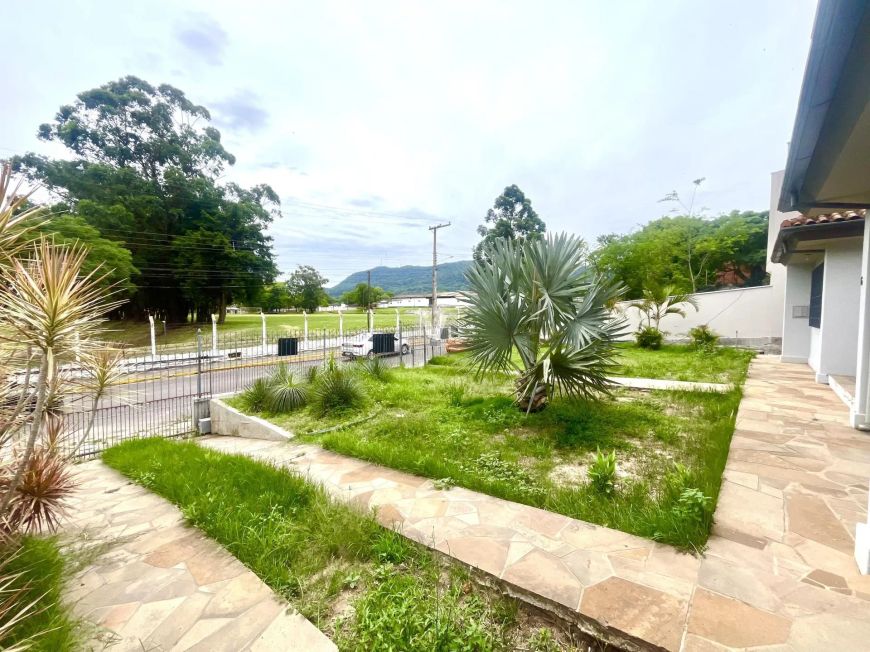 CASA COM 159M2 E UM TERRENO DE 1.500M2 NO BAIRRO PERPÉTUO SOCORRO!