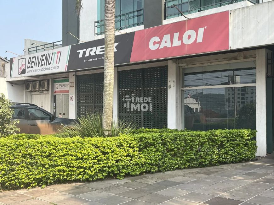 Loja à venda no Centro, na Av. Nossa Senhora das Dores!