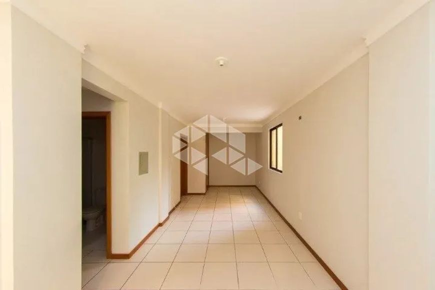 Apartamento com 02 dormitórios à venda no bairro Nonoai, em Santa Maria.