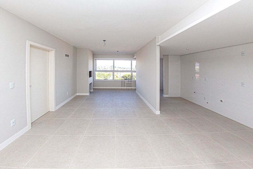 Apartamento à Venda no Patronato, Santa Maria