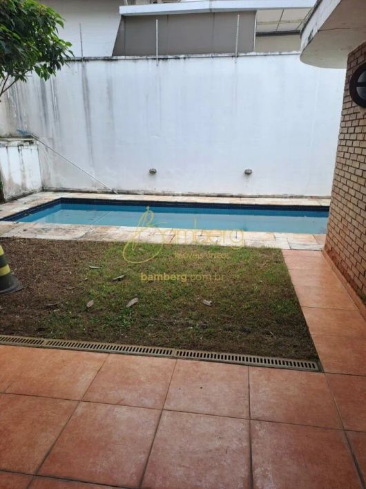 CHÁCARA MONTE ALEGRE - piscina / churrasqueira
