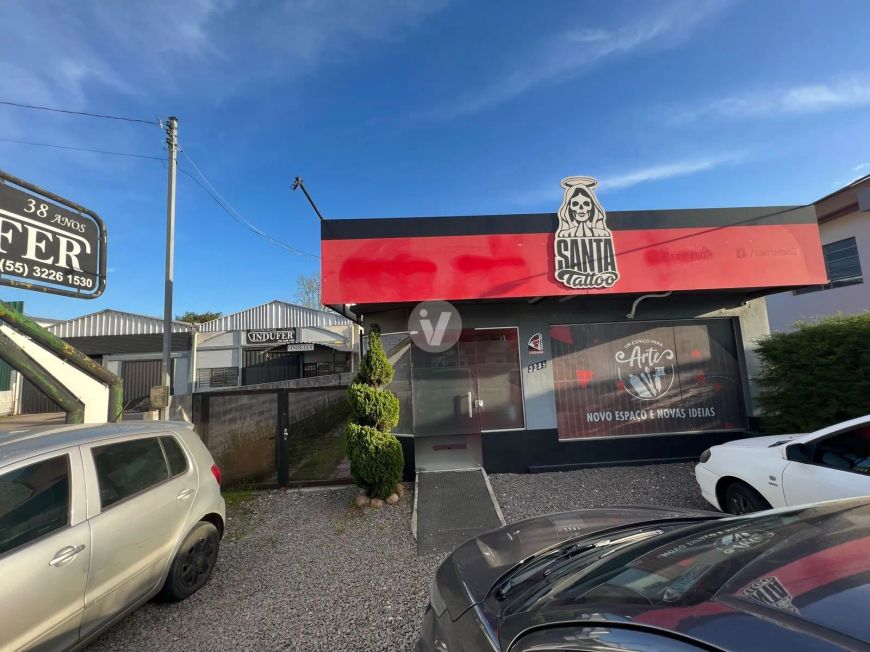 Casa comercial na faixa Velha!!