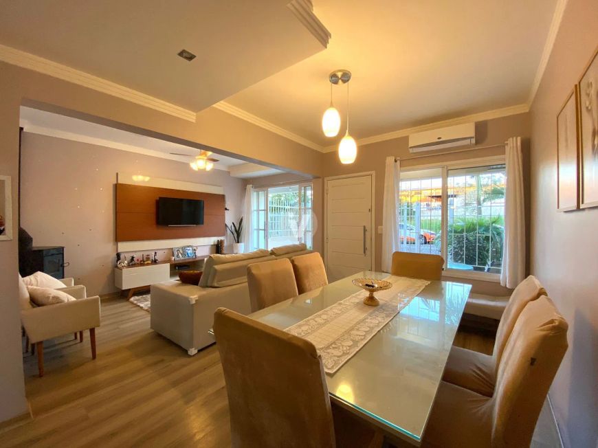 Casa com quase 100 m² de área privativa e com todo conforto que você merece.