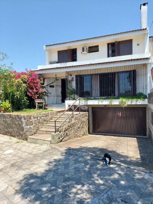 Casa ampla á venda no bairro Patronato