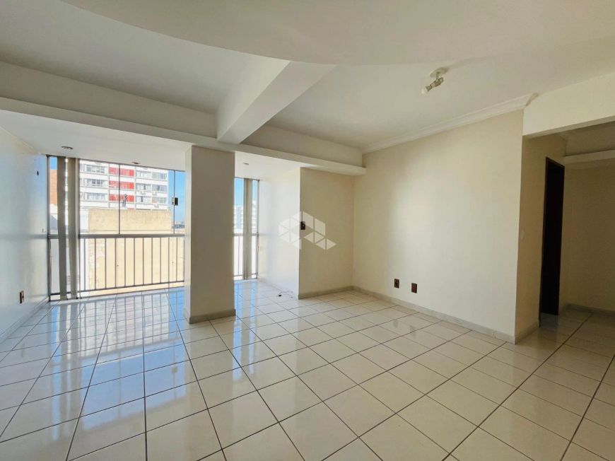 Apartamento de 03 dormitórios com Suíte e 02 vagas de garagem no Centro de Santa Maria.
