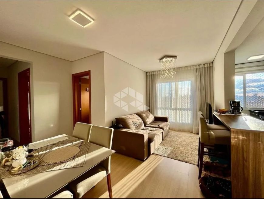 Apartamento com 2 quartos semi mobiliado à venda em Santa Maria no Bairro Nossa Senhora das Dores
