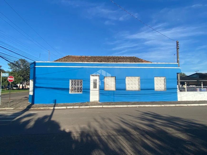 Casa de 02 dormitórios à venda no bairro Salgado Filho em Santa Maria