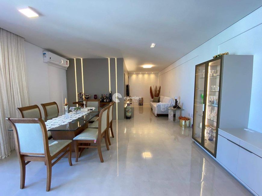 Lindo apartamento de 3 dormitórios