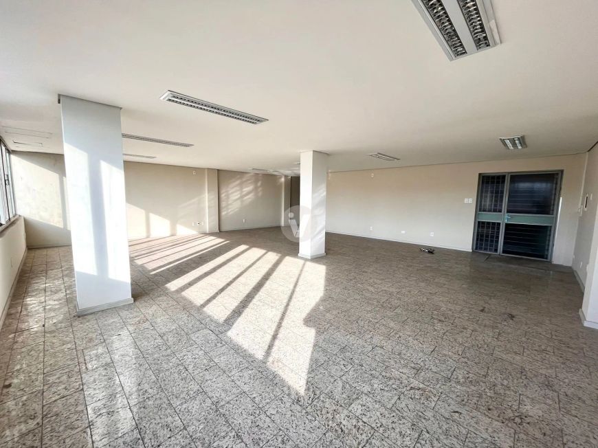 Sala Comercial para venda e locação no Centro !